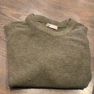 SO Men's Green Crewneck Sweater